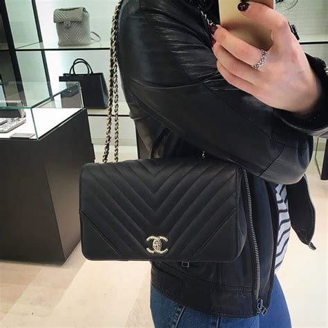 chanel a93749|chanel chevron statement bag.